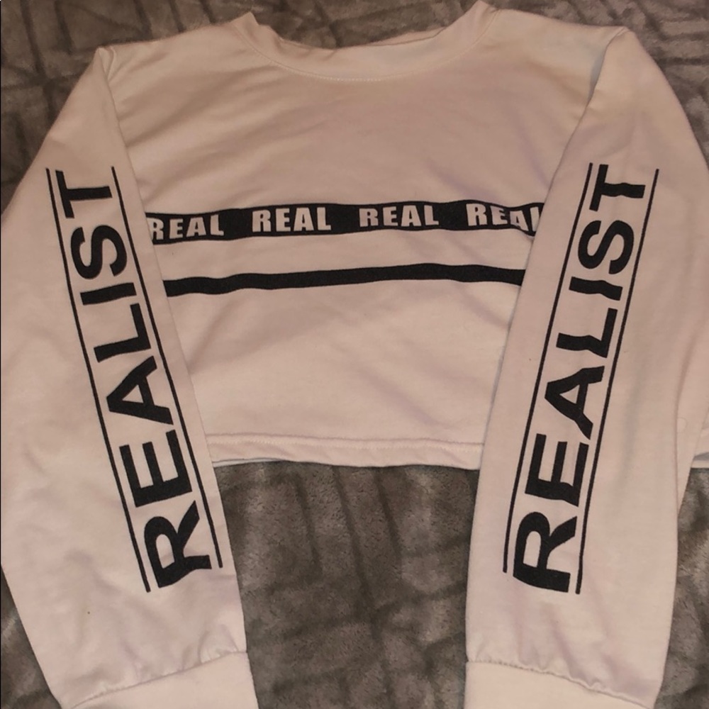 Long sleeve crop top